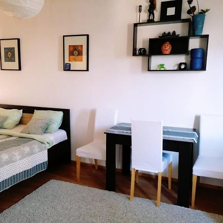 Nexus Happy Apartamento Miercurea Ciuc Exterior foto