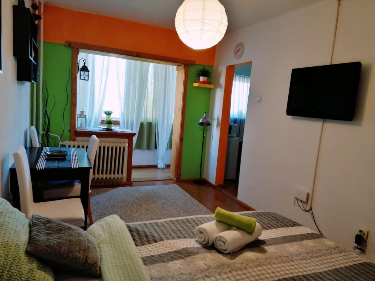 Nexus Happy Apartamento Miercurea Ciuc Exterior foto